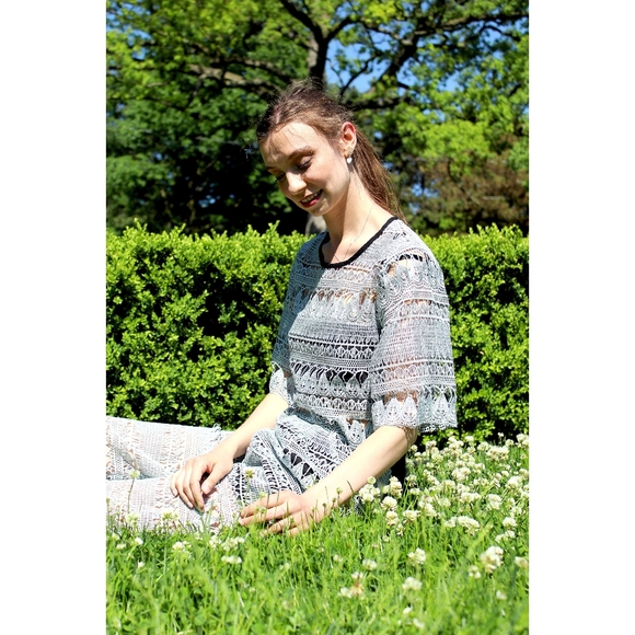 PREM | Glasshouse Two Piece - Picture 4 of 5